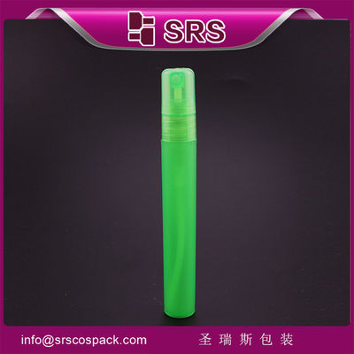 شراء SRS بيع بالجملة لون الطبيعة العطر البلاستيكي الدائري 10ML حاوية صغيرة مع مضخة رش online manufacture
